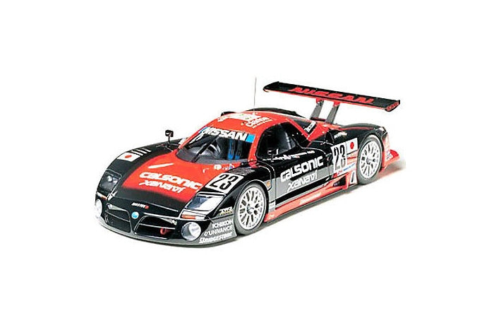 TAMIYA - NISSAN R390 GT1 1/24