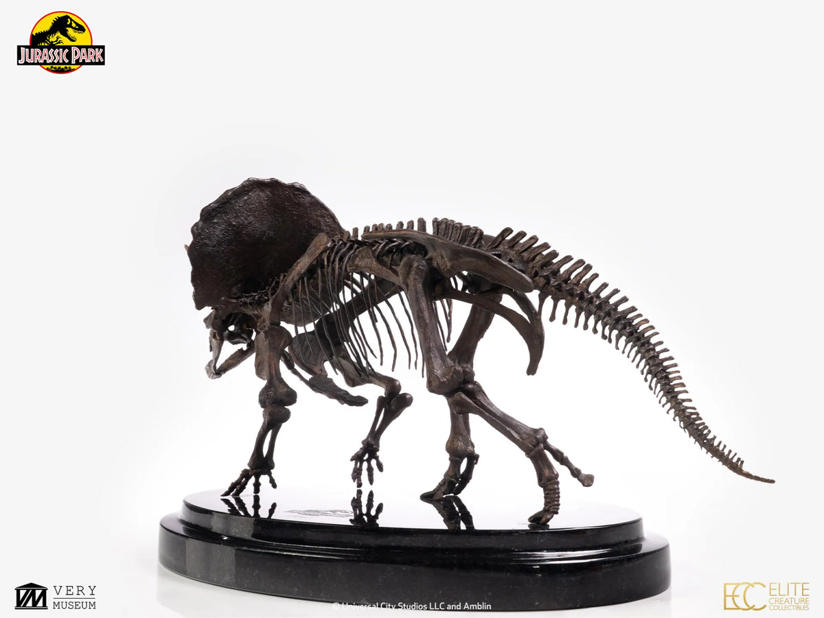 ECC - Jurassic Park Triceratops Fossil Skeleton 1-24 Scale Bronze