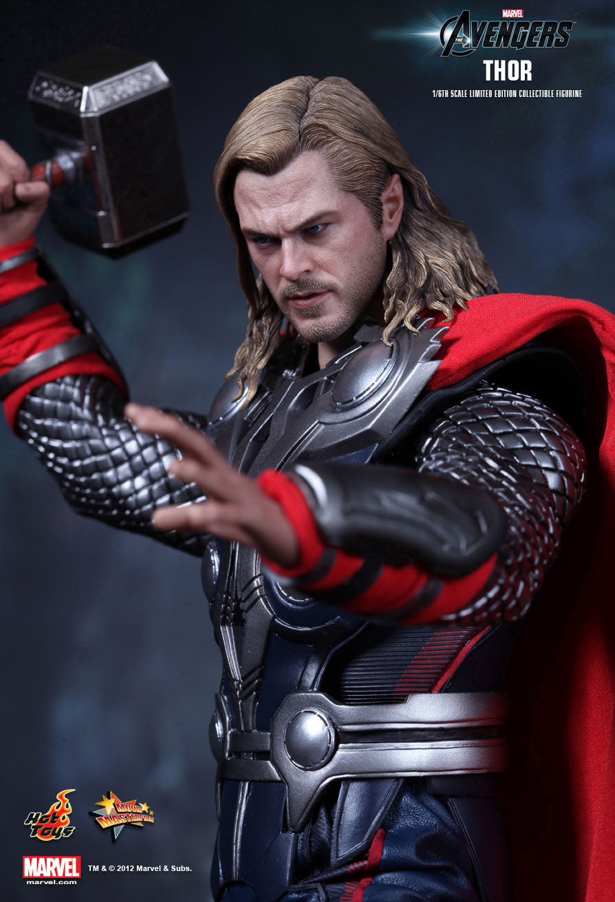 HOT TOYS - The Marvel Avengers - Thor - Movie Masterpiece 1:6 Action Doll