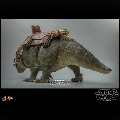 HOT TOYS - Star Wars a New Hope - Dewback 1:6 Action Doll
