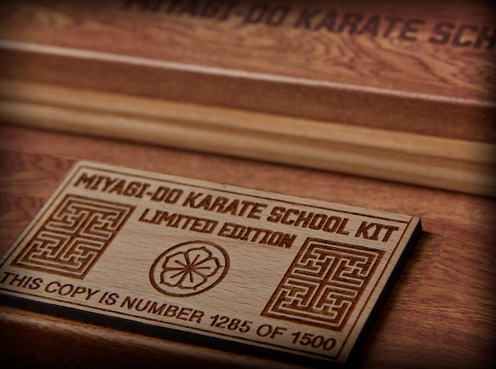 DOCTOR COLLECTOR - Karate Kid Miyagi-Do Karate School Kit Limited Edition