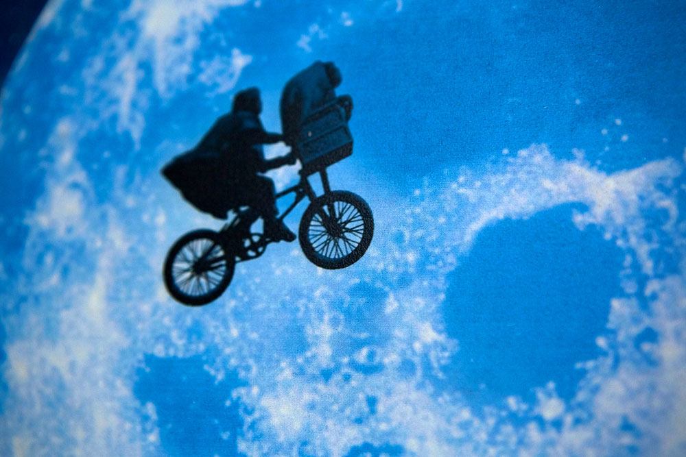 DOCTOR COLLECTOR - E.T. The Extra-Terrestrial Woodarts 3D Wooden Wall Art The Extra-Terrestrial