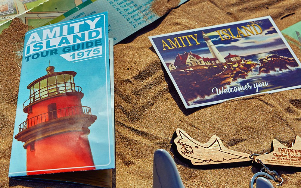 DOCTOR COLLECTOR - Jaws Amity Island Summer of 75 Kit