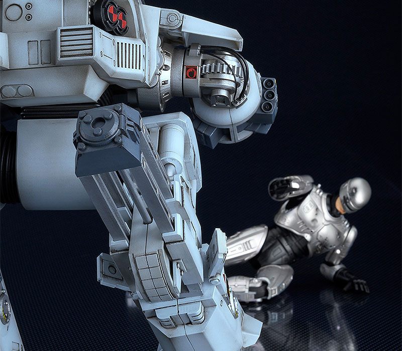 GOOD SMILE COMPANY - Robocop Moderoid Plastic Model Kit Ed -209