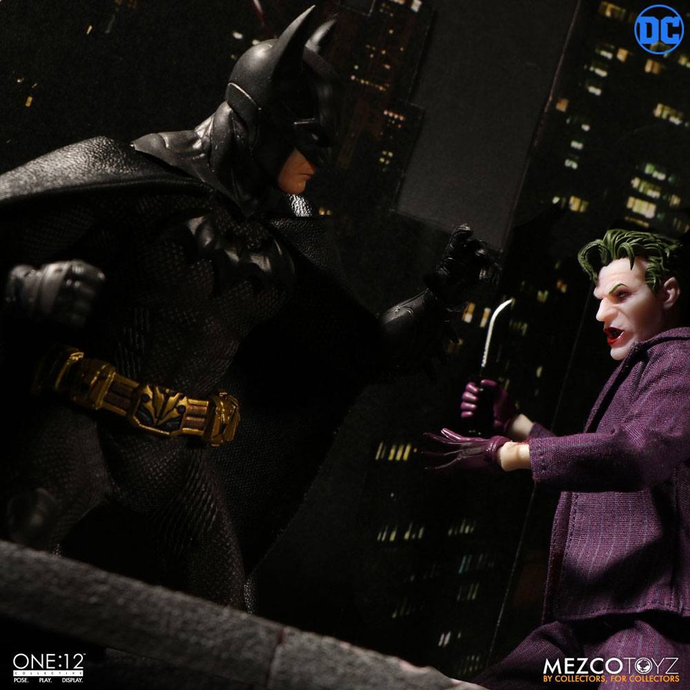MEZCO - One:12 Collective Dc Comics Batman Sovereign Knight