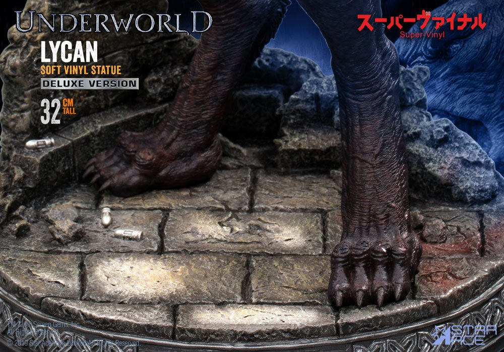 STAR ACE - Underworld Evolution Soft Vinyl Statue Lycan DeLuxe Ver