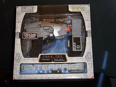 DIAMOND SELECT TOYS - Star Trek - Starfleet Phase Pistol & CommuniCator