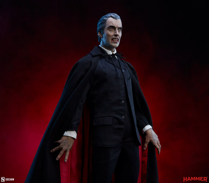 SIDESHOW Dracula Premium Format Statue - Dracula (Christopher Lee) 56 cm