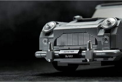 LEGO Creator 10262 - James Bond Aston Martin Db5