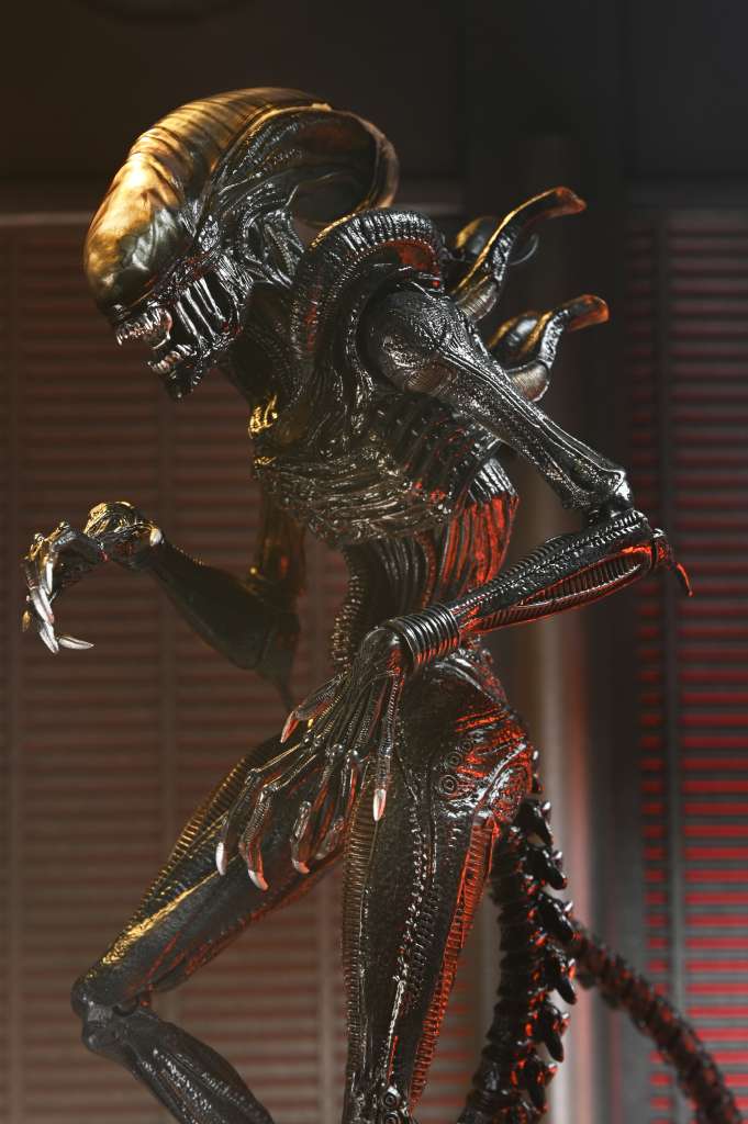 NECA - Alien Romulus Scorched Xenomorph Ult Af