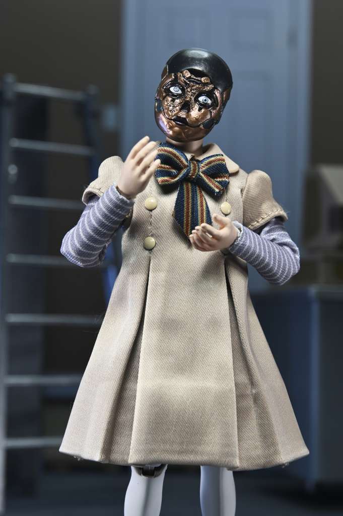 NECA - M3gan 8" Scale M3gan Clothed af