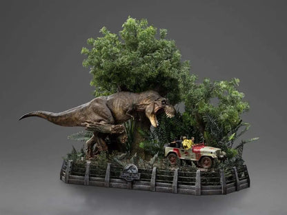 IRON STUDIOS - Jurassic Park Demi Art T-rex Attacks 1/20 Statue