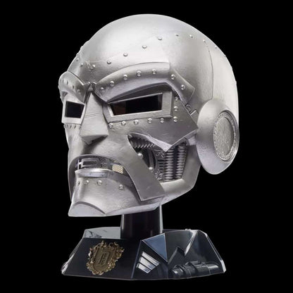 HASBRO - Doctor Doom Helmet Replica