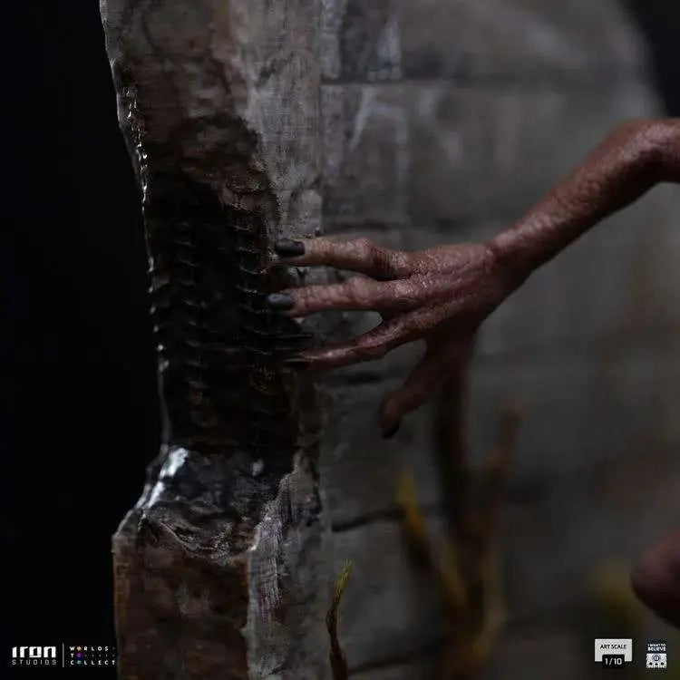 IRON STUDIOS - I Want To Believe Et Varginha 1/10 Statue Art Scale 1/10