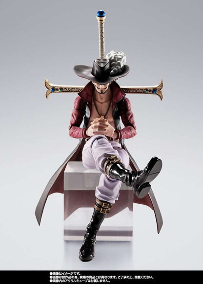 BANDAI - One Piece Dracule Mihawk Hawkeye Shf