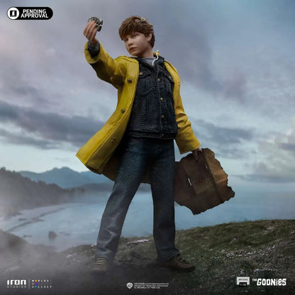 IRON STUDIOS - The Goonies Mikey Walsh 1/10 Statue