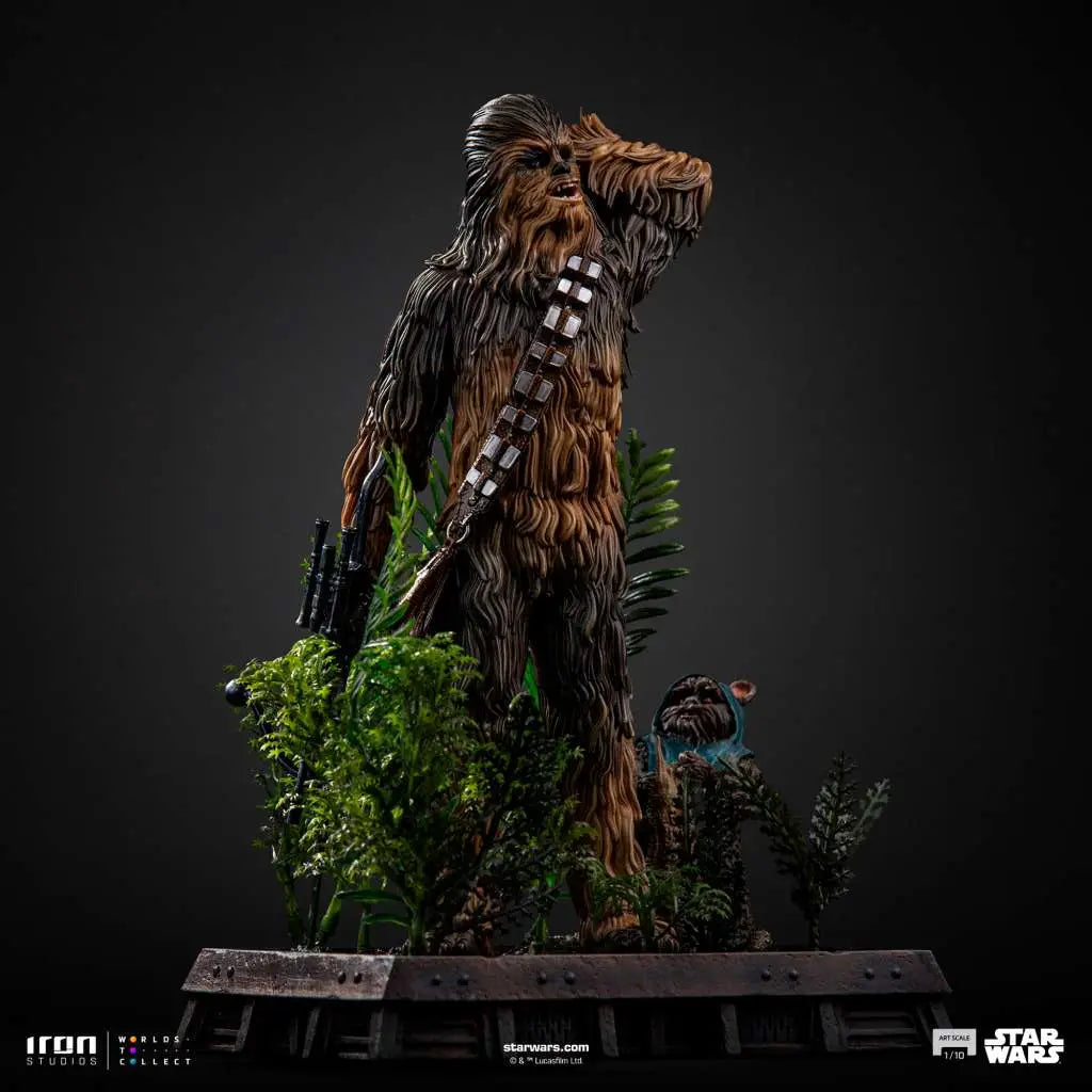 IRON STUDIOS - Star Wars Chewbacca And Tokkat 1/10 Statue