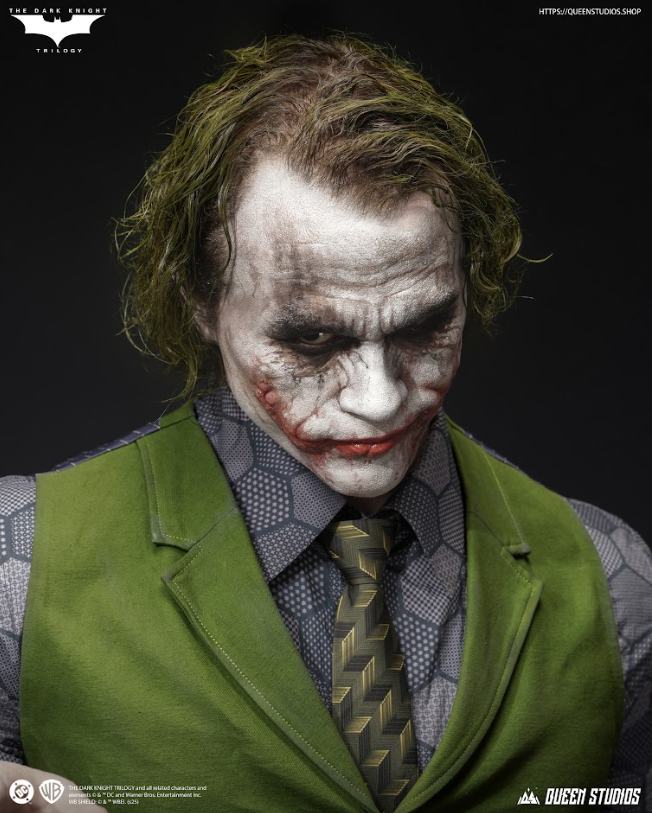 QUEEN STUDIOS - The Dark Knight: The Joker Life-Size Bust