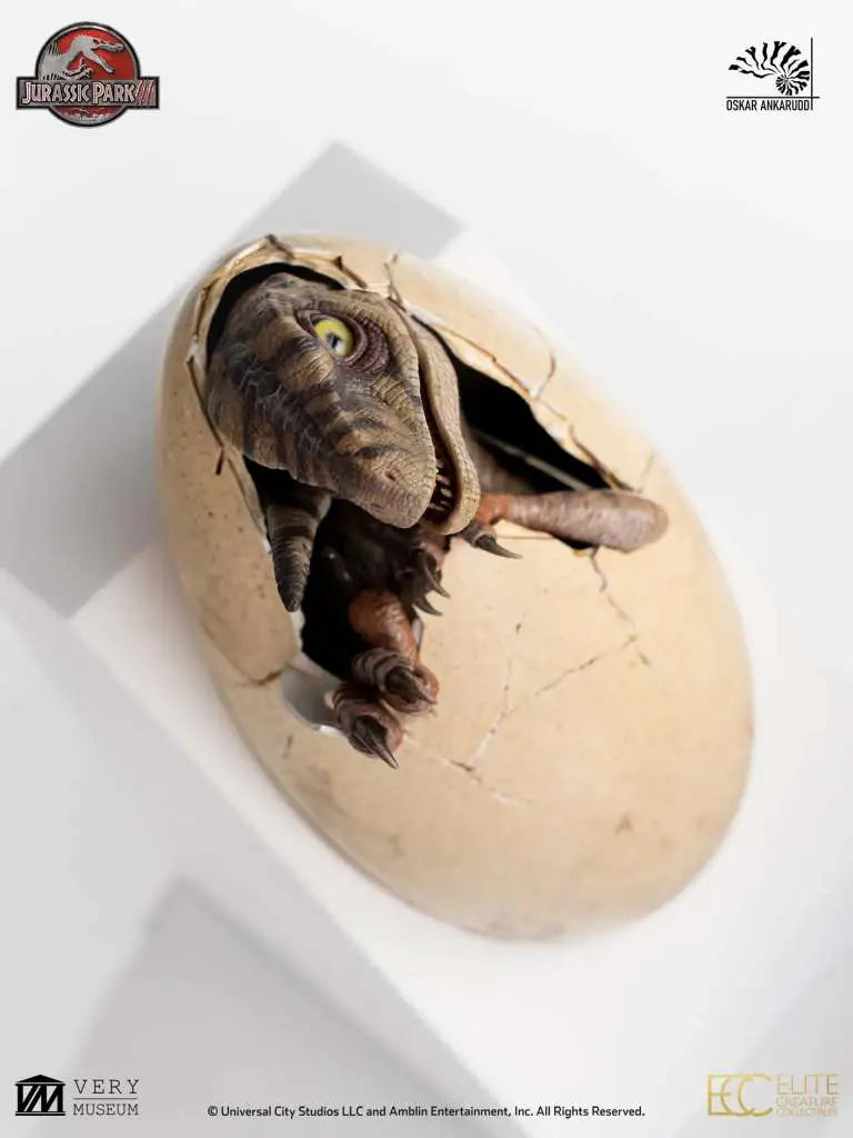 ECC - Jurassic Park 3 White Queen Egg Hatching