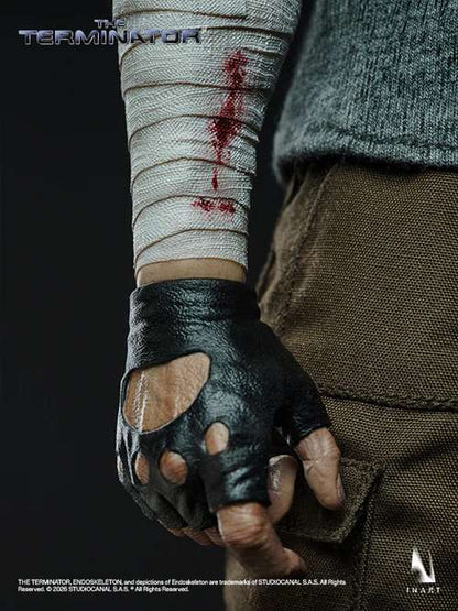 INART - Terminator t-800 1/6 Collectible Figure