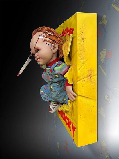 HOLLYWOOD COLLECTIBLE - Bride Of Chucky - Chucky Half Size Wall Sculpture
