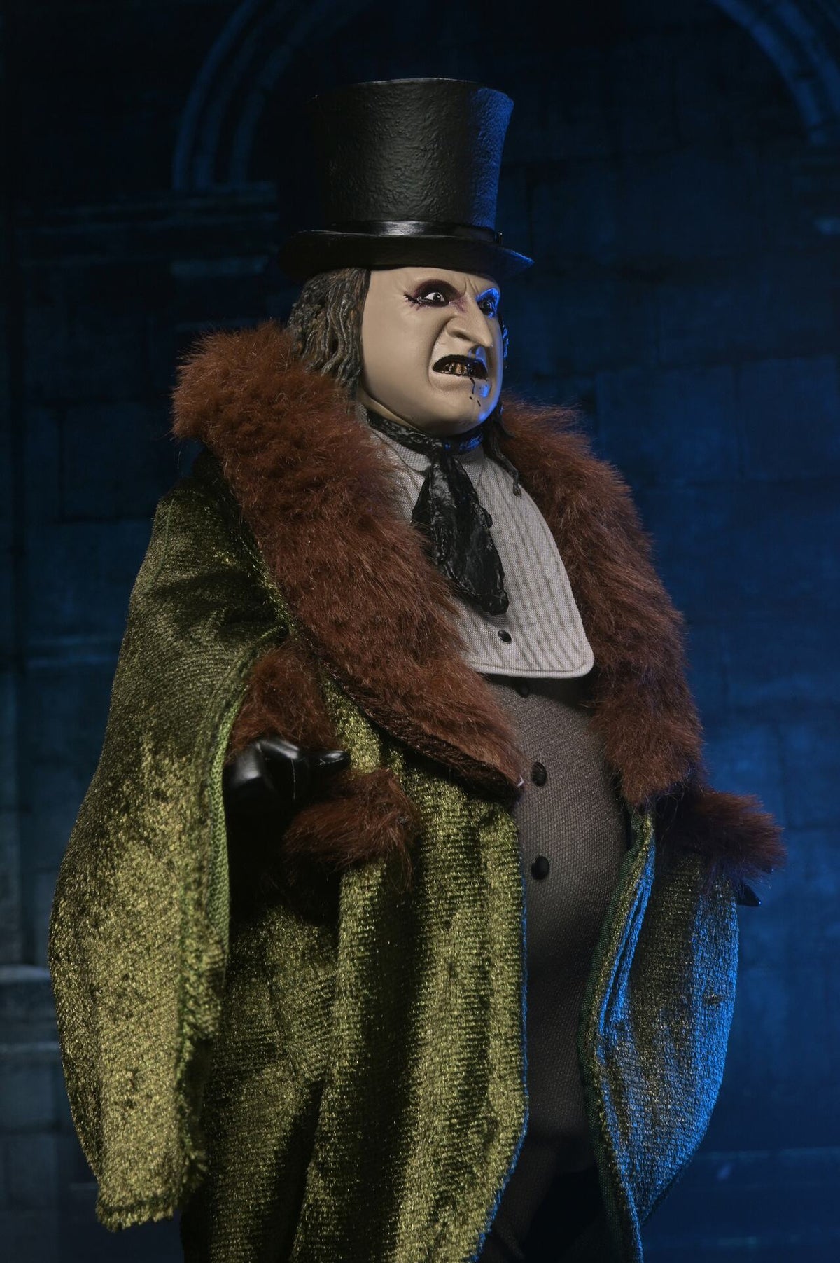 NECA - Batman Returns The Penguin Clothed Af
