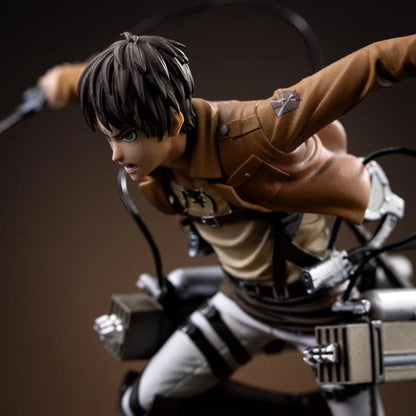 IRON STUDIOS - Attack On Titan Eren Yeager 1/10 Statue