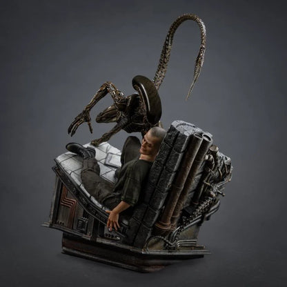IRON STUDIOS  - Alien 3 Ellen Ripley And Dog Alien 1/10 Statue