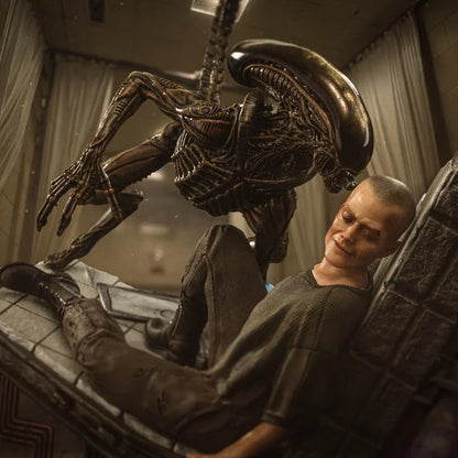 IRON STUDIOS  - Alien 3 Ellen Ripley And Dog Alien 1/10 Statue