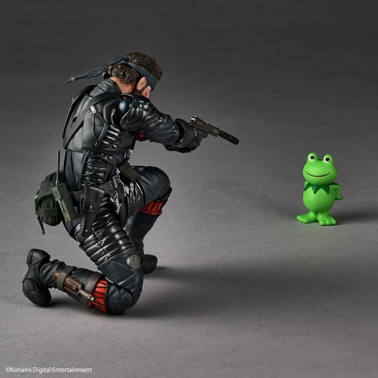 REVOLTECH - Revoltech A.y. Metal Gear Solid Delta Naked Snake Sneaking Suit Ver Action Figure