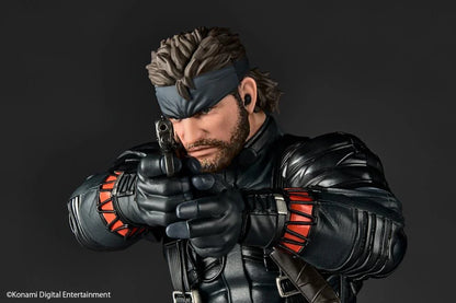 REVOLTECH - Revoltech A.y. Metal Gear Solid Delta Naked Snake Sneaking Suit Ver Action Figure