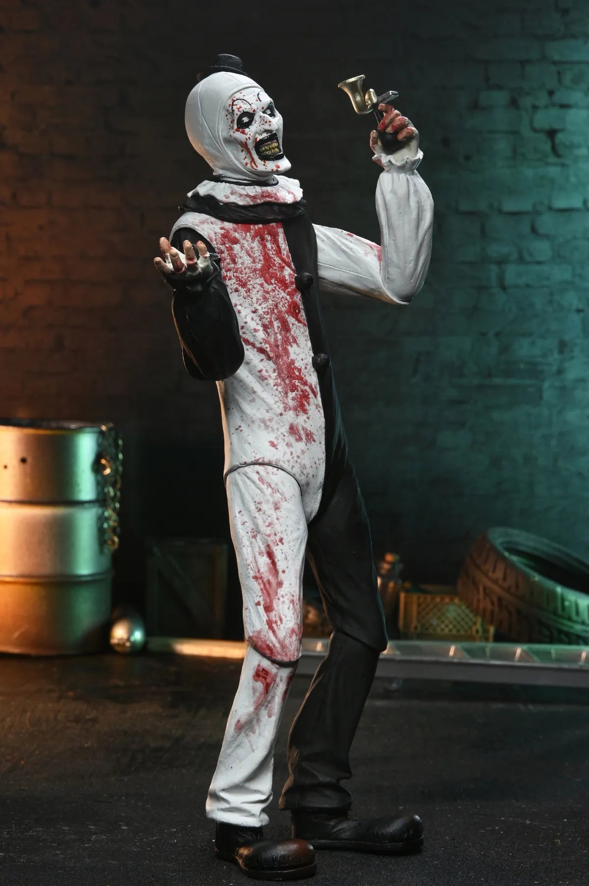 NECA - Terrifier 2 Art The Clown Blood Splattered Ultimate Af