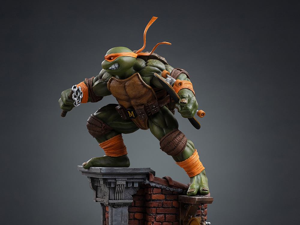 IRON STUDIOS - Teenage Mutant Ninja Turtles Michelangelo Unleashed 1/10 Statue
