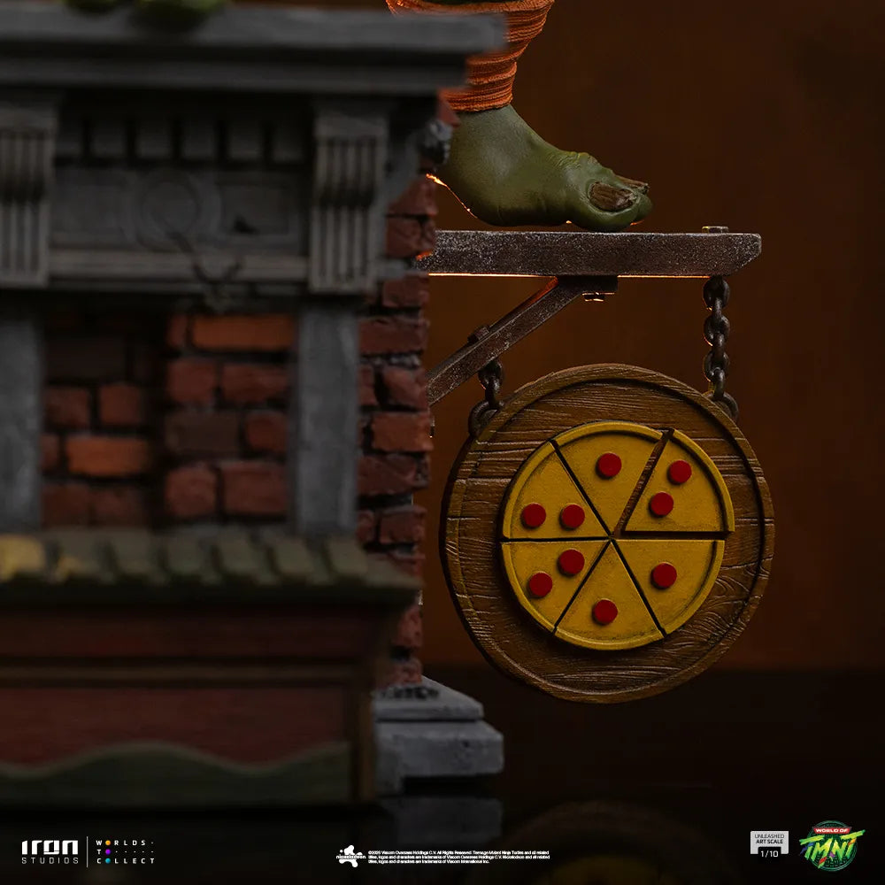 IRON STUDIOS - Teenage Mutant Ninja Turtles Michelangelo Unleashed 1/10 Statue