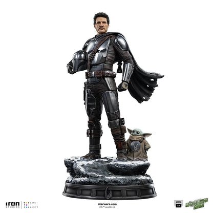IRON STUDIOS - Mandalorian & Grogu Movie The Mandalorian Legacy Replica 1/4 Statue