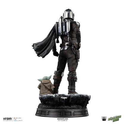 IRON STUDIOS - Mandalorian & Grogu Movie The Mandalorian Legacy Replica 1/4 Statue