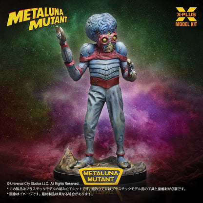 X-PLUS - Universal Monsters Metaluna Mutant 1/8 Model Kit