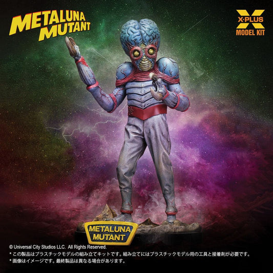 X-PLUS - Universal Monsters Metaluna Mutant 1/8 Model Kit