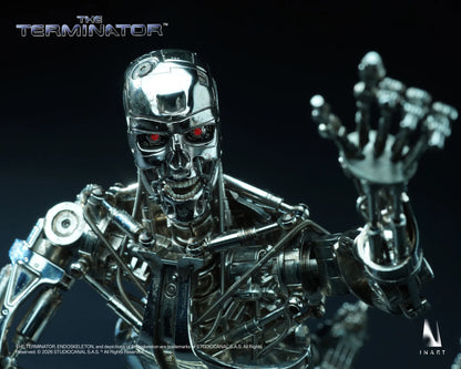 INART - THE TERMINATOR T-800 ENDOSKELETON 1/6 COLLECTIBLE FIGURE