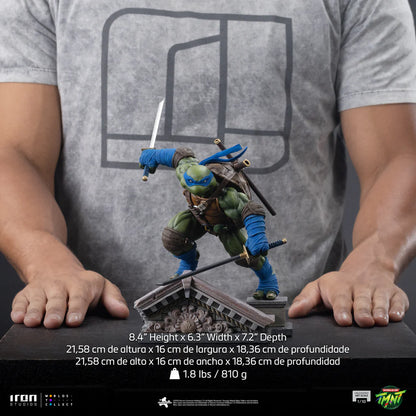 IRON STUDIOS - Teenage Mutant Ninja Turtles Leonardo Unleashed 1/10 Statue