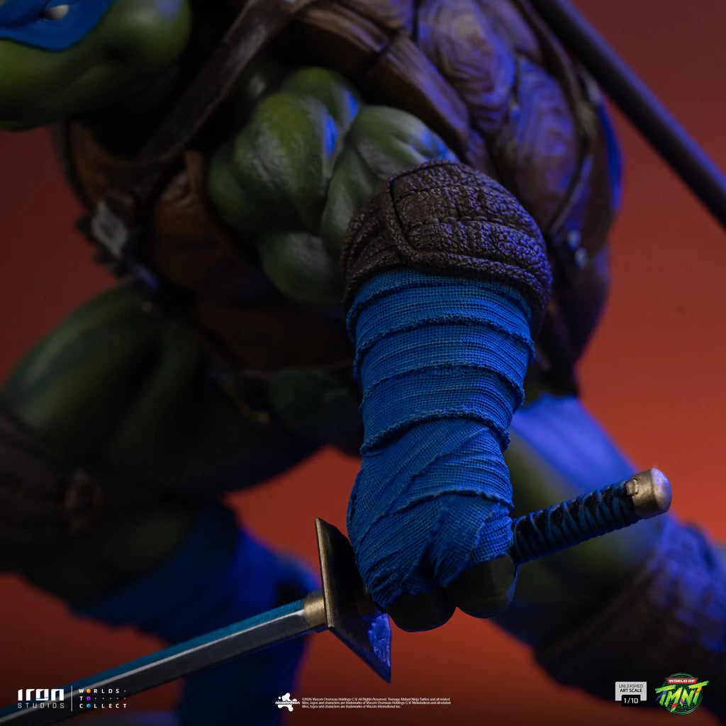 IRON STUDIOS - Teenage Mutant Ninja Turtles Leonardo Unleashed 1/10 Statue