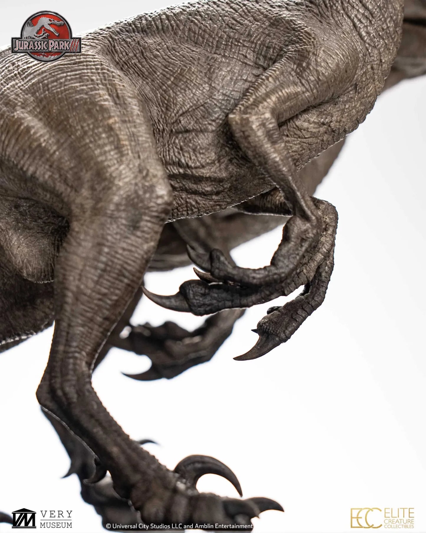 ECC - Jurassic Park 3 Pair Of Velociraptors 1/8 Scale Bronze