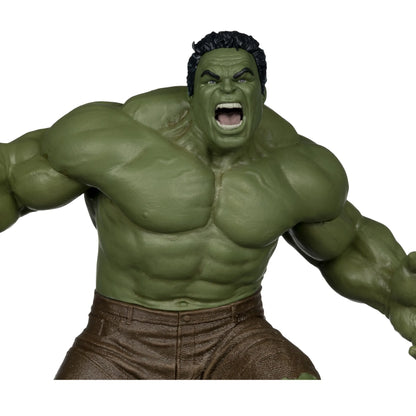 Mc FARLANE TOYS - Marvel Studios Coll 1:10 Wv1 Spider-man Brand New Day Savage Hulk Figure