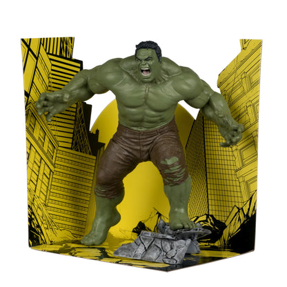 Mc FARLANE TOYS - Marvel Studios Coll 1:10 Wv1 Spider-man Brand New Day Savage Hulk Figure