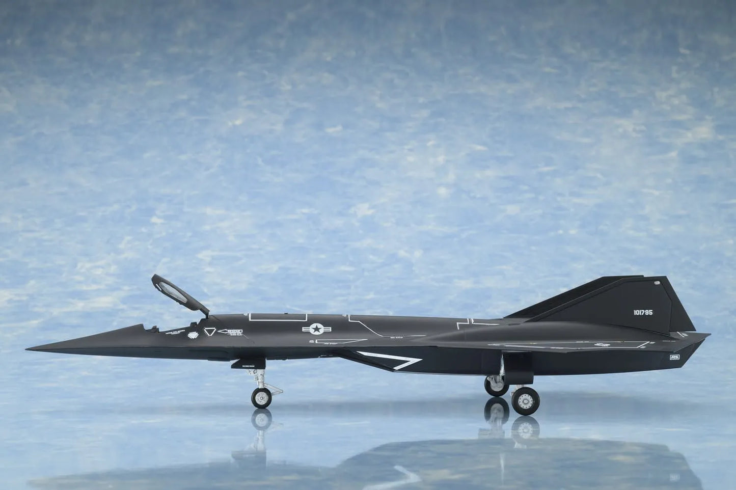BELLFINE - Top Gun Maverick Dark Star 1/72 Model Kit