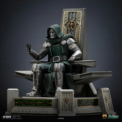 IRON STUDIOS - Avengers:doomsday Doctor Doom On Throne 1/10 Statue