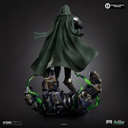 IRON STUDIOS - Avengers:doomsday Doctor Doom 1/4 Legacy Replica