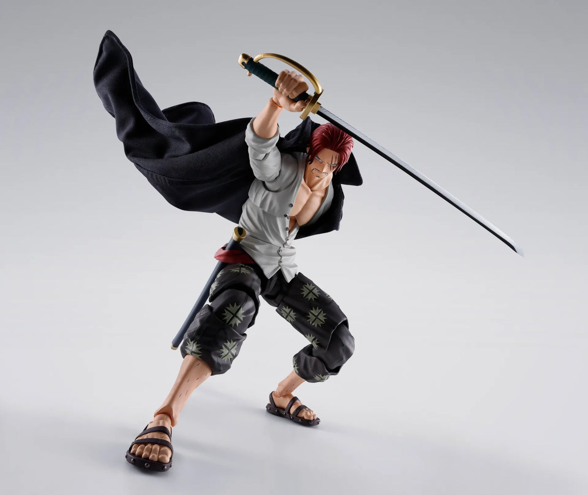 BANDAI - One Piece Shanks Marineford S.h.figuarts
