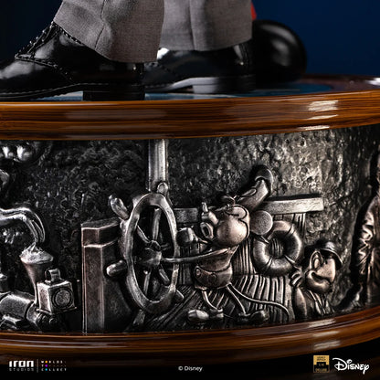 IRON STUDIOS - Disney Classics Walt Disney And Mickey Mouse 1/4 Statue
