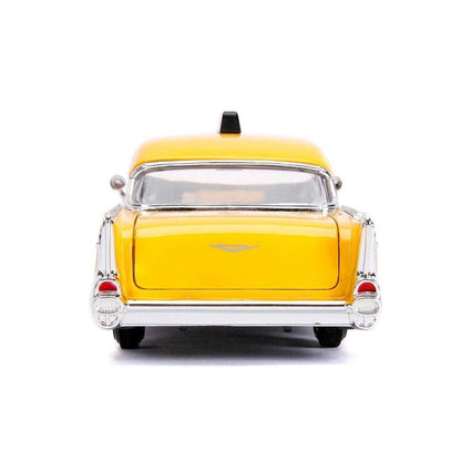 JADA TOYS - Marvel Deadpool 1975 Chevrolet Yellow Taxi Bel Air & Deadpool 1/24 Die-cast Model
